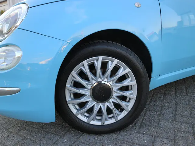 Fiat 500 1.2 Lounge 2016 Benzine 2