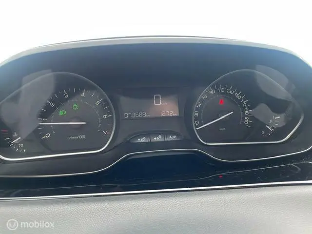 Peugeot 208 1.2 PureTech Blue Lion 2017 Benzine 16