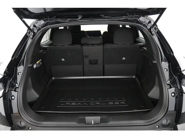 Toyota Urban Cruiser Dynamic 61 kWh 2026 Elektrisch 23