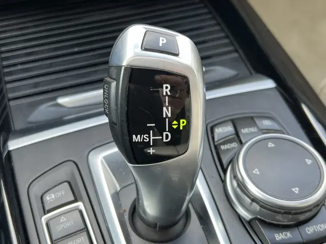 BMW X5 xDrive40e High Executive 2015 Hybride Benzine 30