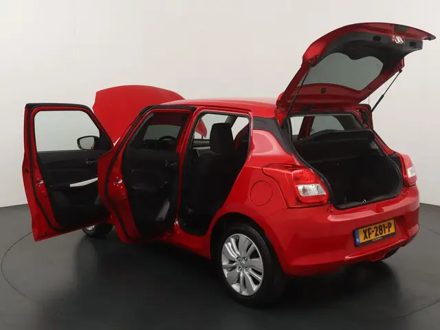 Suzuki Swift 1.2 Select 2018 Benzine 19