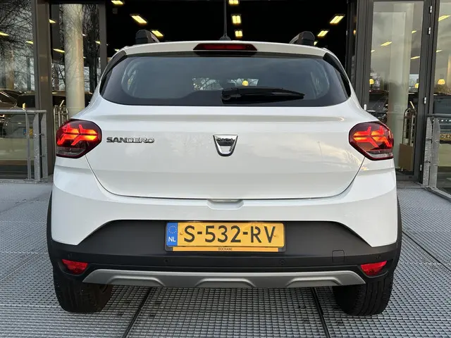 Dacia Sandero Stepway 1.0 TCe 90 Comfort 2023 Benzine 17