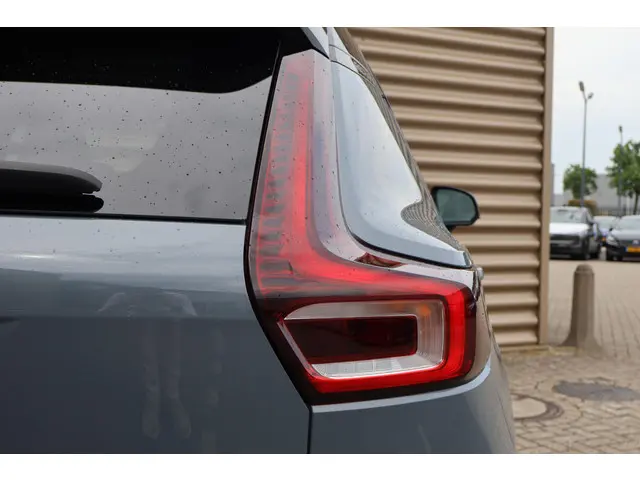 Volvo XC40 T5 Recharge R-Design 2020 Hybride Benzine 45