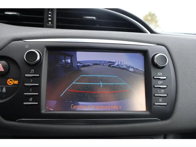 Toyota Yaris 1.0 VVT-i Aspiration 2018 Benzine 5