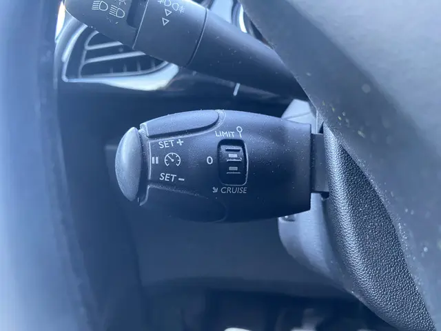 Citroën DS3 1.2 VTi So Chic 2014 Benzine 12
