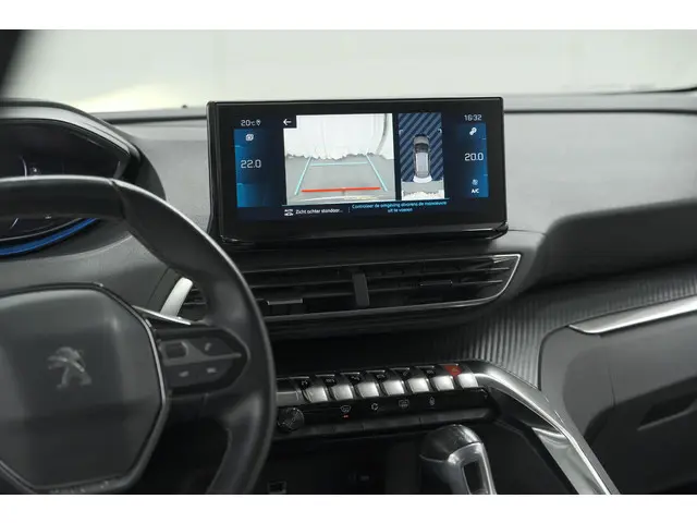 Peugeot 3008 PureTech 130 Allure 2021 Benzine 15