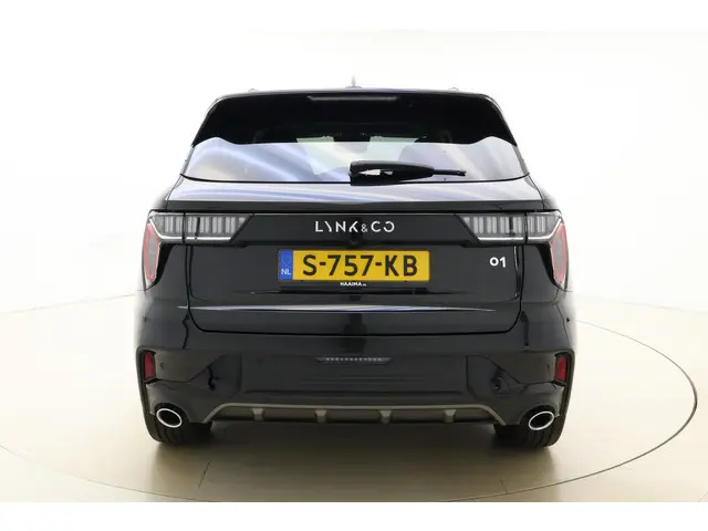 Lynk & Co 01 1.5 2023 Hybride Benzine 11