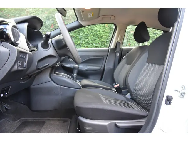 Nissan Micra 1.0 IG-T Acenta 2020 Benzine 7