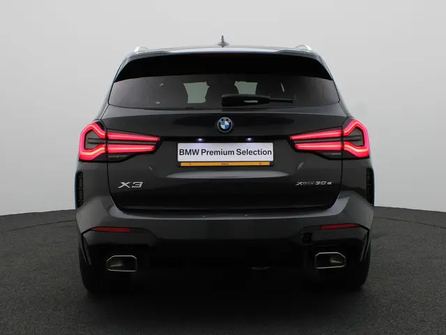 BMW X3 xDrive30e 2022 Hybride Benzine 5
