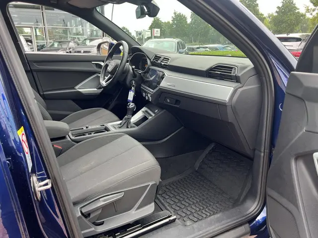 Audi Q3 45 TFSI e S-Line 2021 Hybride Benzine 6