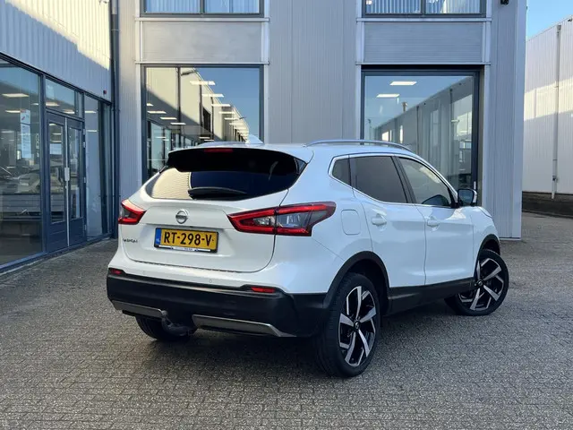 Nissan QASHQAI 1.2 Tekna 2018 Benzine 2