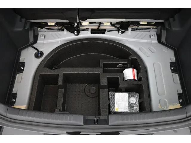Toyota Yaris 1.5 Hybrid 2021 Hybride Benzine 33