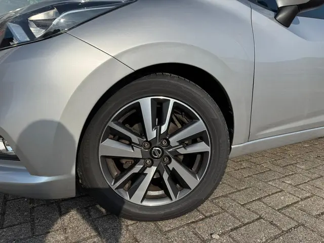 Nissan Micra 1.0 IG-T N-Connecta camera 2019 Benzine 37