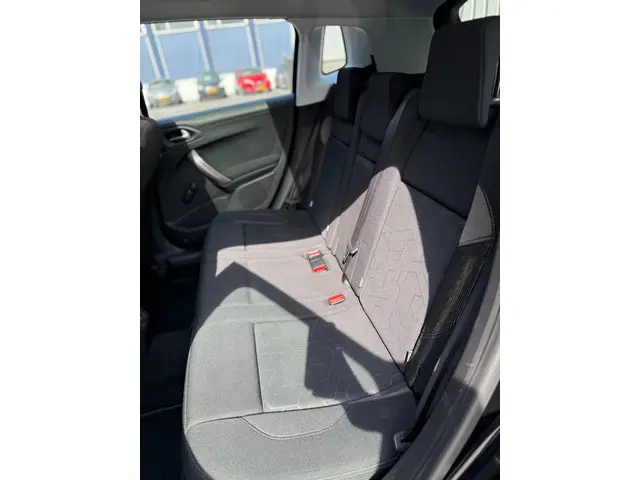 Peugeot 2008 1.2 PureTech Blue Lion 2016 Benzine 28