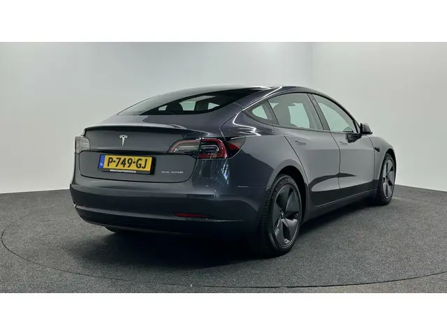 Tesla Model 3 Long Range AWD 75 kWh LEER. 2021 Elektrisch 5