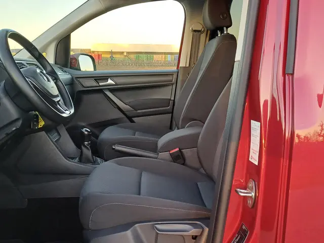 Volkswagen Caddy Maxi 1.0 TSI Comfortline 2016 Benzine 2