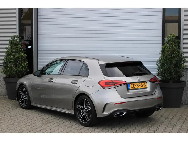 Mercedes-Benz A-Klasse 180 AMG 2019 Benzine 10