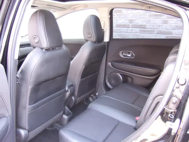Honda HR-V 1.5 i-VTEC Executive - Schuifdak - 2021 Benzine 15