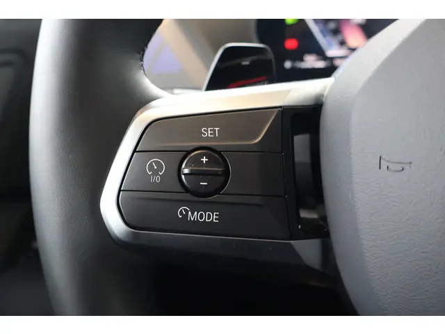 BMW 1 Serie 120 2025 Benzine 14