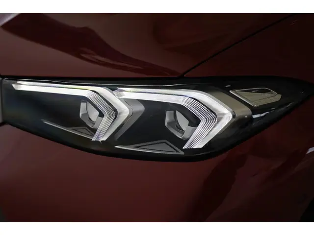 BMW 3 Serie Touring 330e 2025 Hybride Benzine 31