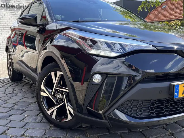 Toyota C-HR 2.0 Hybrid Team D 2022 Hybride Benzine 29