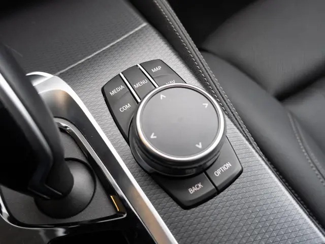 BMW 5 Serie Touring 530e 2024 Hybride Benzine 24