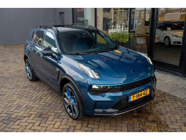 Lynk & Co 01 1.5|Pano|Car Play|360 Cam| 2023 Hybride Benzine 36