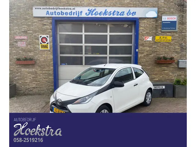 Toyota Aygo 1.0 VVT-i x-now 2016 Benzine