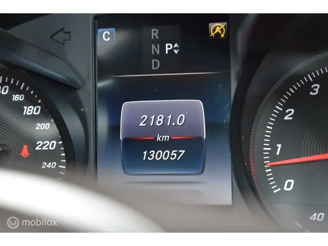 Mercedes-Benz GLC 250 4MATIC Prestige 2015 Benzine 43