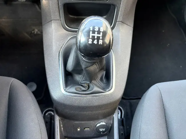 Ford Fiesta 1.0 Style 2015 Benzine 11