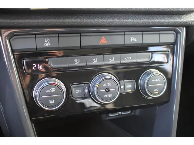 Volkswagen T-Roc 1.5 TSI Sport 2018 Benzine 13