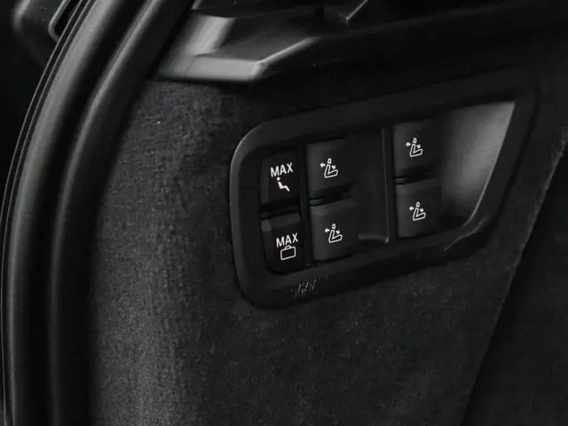 BMW X7 xDrive40i 2025 Benzine 49