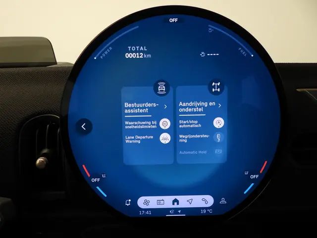 MINI 3-Deurs Cooper C 2024 Benzine 32