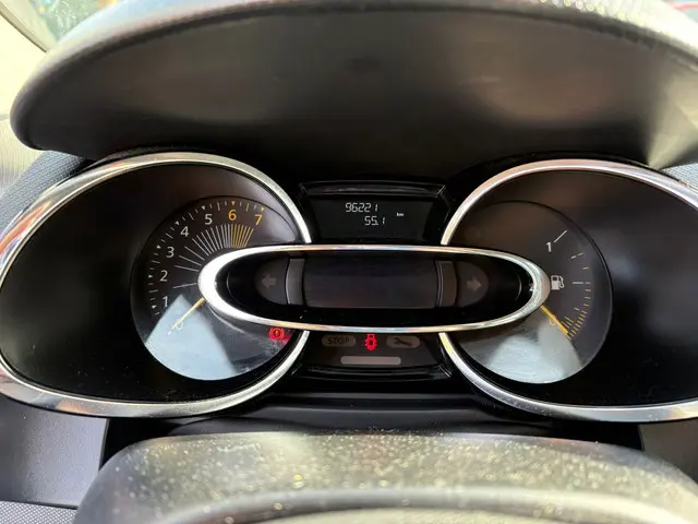 Renault Clio 0.9 TCe Dynamique NIEUWE APK 2013 Benzine 16