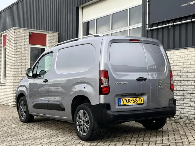 Peugeot Partner bestel 1.5 BlueHDI Asphalt 2023 Diesel 20