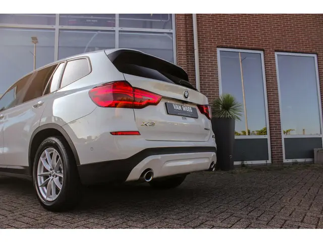 BMW X3 xDrive30e Executive 2020 Hybride Benzine 42