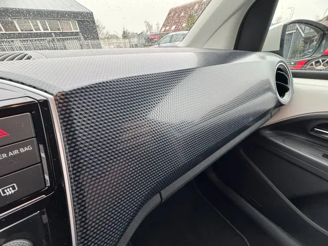 Volkswagen up! 1.0 BMT move up! 2017 Benzine 18