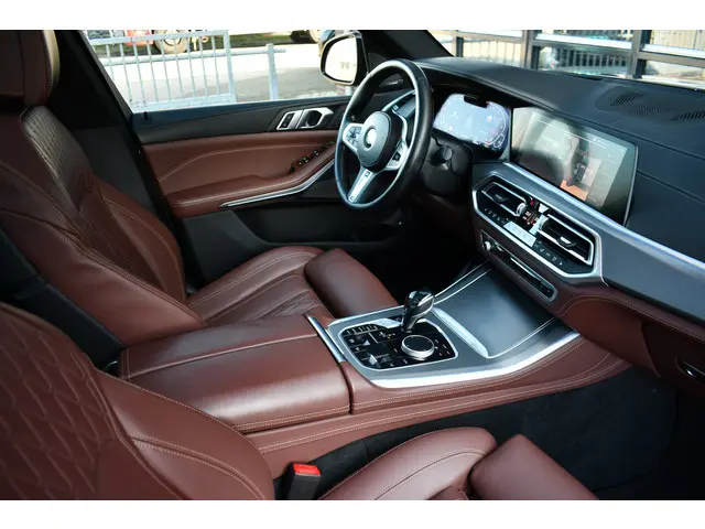 BMW X5 xDrive45e M-Sport 2021 Hybride Benzine 56