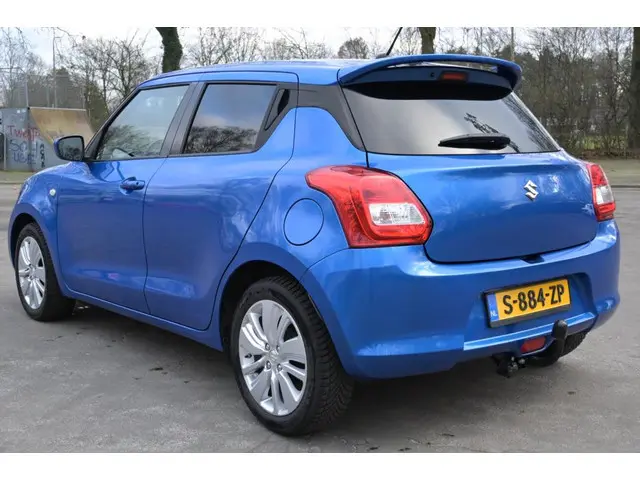 Suzuki Swift 1.2 Select 2017 Benzine 4