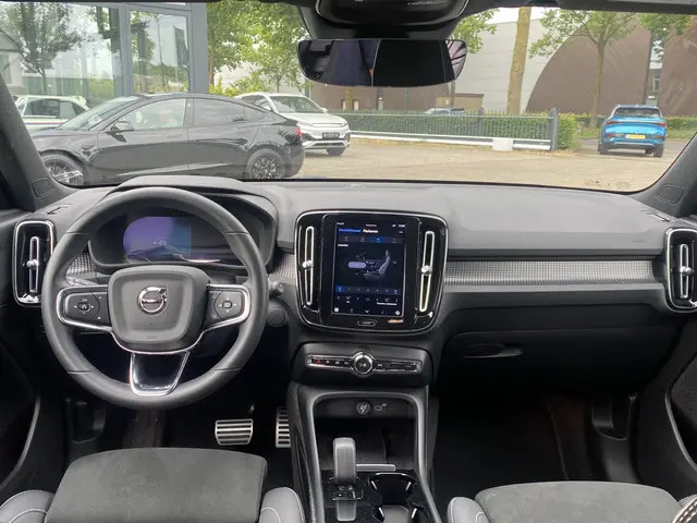 Volvo XC40 Recharge Plus 2022 Elektrisch 14