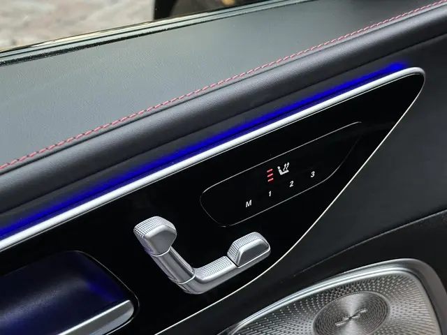 Mercedes-Benz C-Klasse AMG 43 4MATIC 2024 Benzine 19