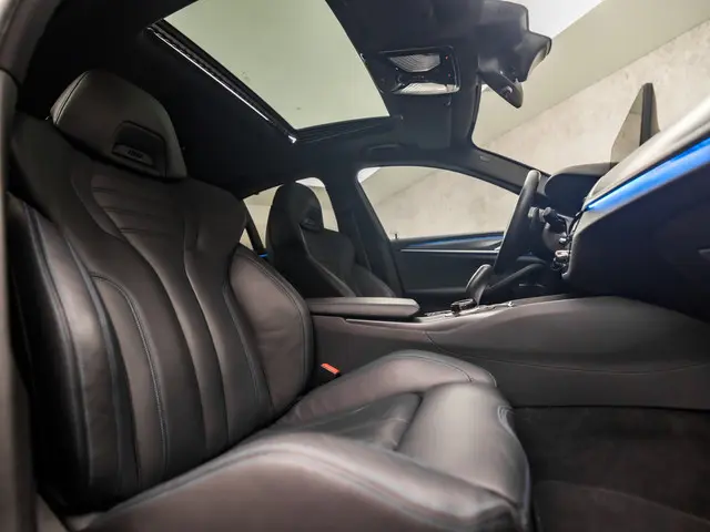 BMW 5 Serie 545e xDrive M Sport 2023 Hybride Benzine 8