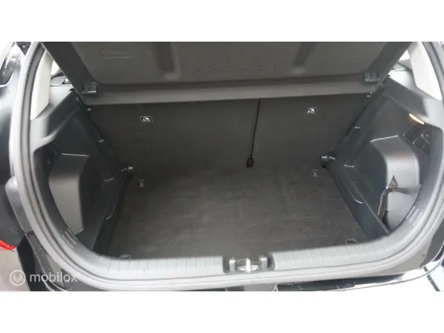Hyundai i20 1.0 T-GDI Comfort Automaat 2023 Benzine 29