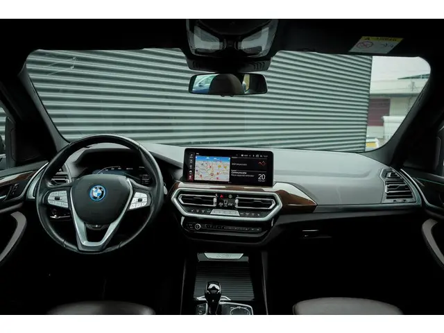 BMW X3 xDrive30e 2022 Hybride Benzine 60