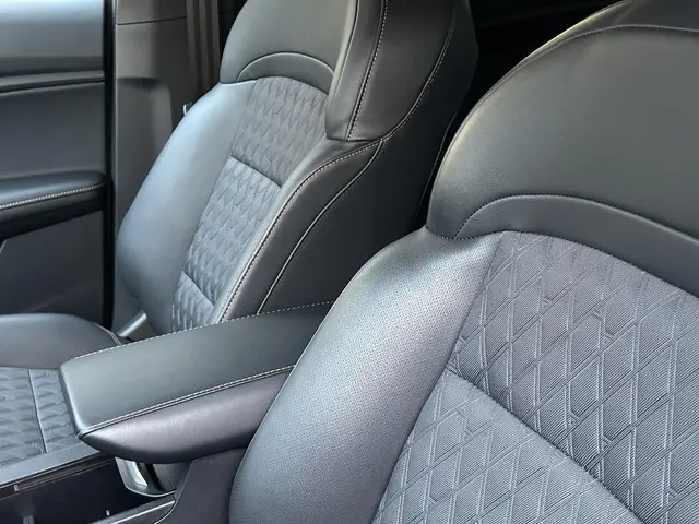 MG MG3 Hybrid+ 1.5 Hybrid+ Luxury 2024 Hybride Benzine 19