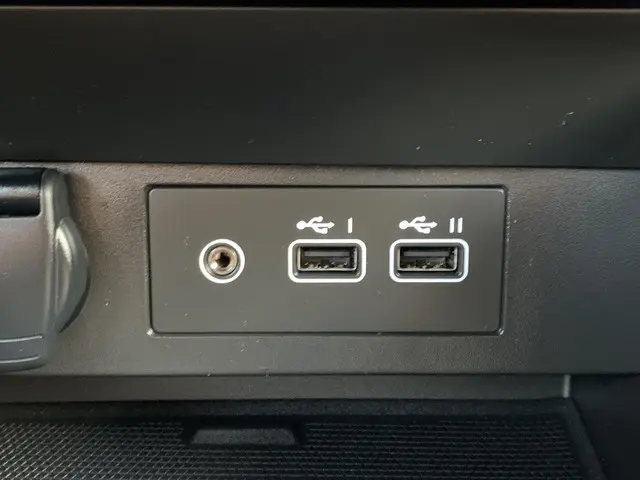 Renault Clio 1.0 TCe 90 GPF techno 2025 Benzine 26