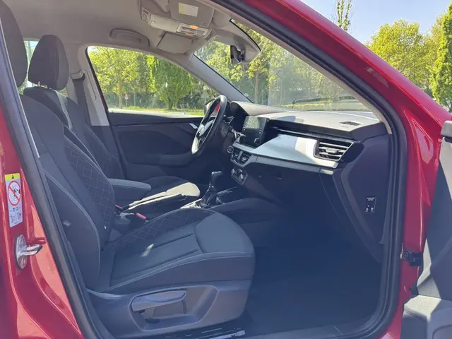 Škoda Kamiq 1.0 TSI Ambition DSG 110 pK 2024 Benzine 4