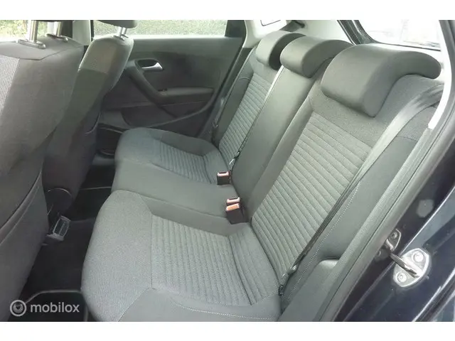 Volkswagen Polo 1.2 TSI Comfortline 2012 Benzine 6