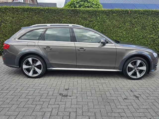 Audi A4 allroad quattro 2.0 TFSI Pro Line 2013 Benzine 8