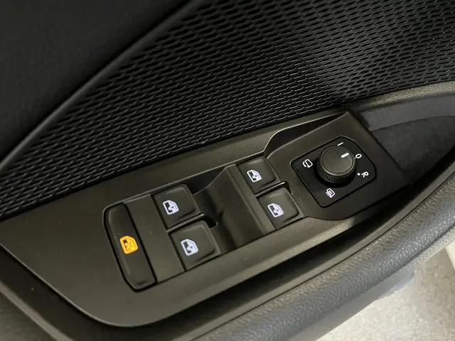 Škoda Octavia Combi 1.5 TSI Edition 2024 Benzine 28